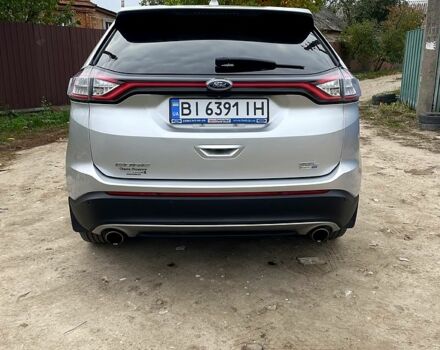 Сірий Форд Едж, об'ємом двигуна 2 л та пробігом 197 тис. км за 15100 $, фото 4 на Automoto.ua