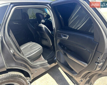 Серый Форд Эдж, объемом двигателя 2 л и пробегом 125 тыс. км за 18000 $, фото 12 на Automoto.ua