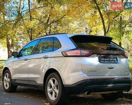 Сірий Форд Едж, об'ємом двигуна 2 л та пробігом 284 тис. км за 11999 $, фото 5 на Automoto.ua