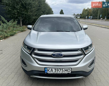 Сірий Форд Едж, об'ємом двигуна 2 л та пробігом 146 тис. км за 15799 $, фото 10 на Automoto.ua