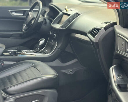 Серый Форд Эдж, объемом двигателя 3.5 л и пробегом 264 тыс. км за 11400 $, фото 5 на Automoto.ua