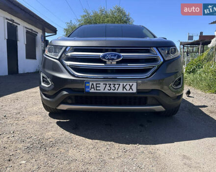 Серый Форд Эдж, объемом двигателя 2 л и пробегом 125 тыс. км за 18000 $, фото 4 на Automoto.ua