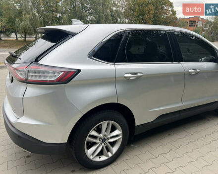 Сірий Форд Едж, об'ємом двигуна 2 л та пробігом 146 тис. км за 15799 $, фото 5 на Automoto.ua