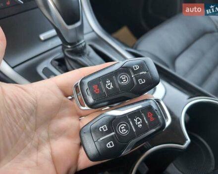 Серый Форд Эдж, объемом двигателя 2 л и пробегом 99 тыс. км за 14000 $, фото 29 на Automoto.ua