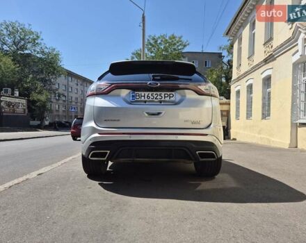Сірий Форд Едж, об'ємом двигуна 2.72 л та пробігом 127 тис. км за 18000 $, фото 4 на Automoto.ua