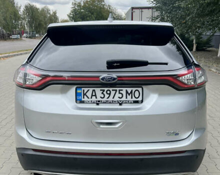 Сірий Форд Едж, об'ємом двигуна 2 л та пробігом 146 тис. км за 15799 $, фото 6 на Automoto.ua