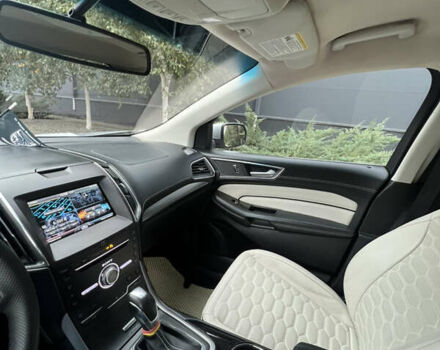 Сірий Форд Едж, об'ємом двигуна 2 л та пробігом 146 тис. км за 15799 $, фото 71 на Automoto.ua