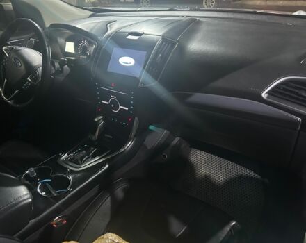 Сірий Форд Едж, об'ємом двигуна 3.5 л та пробігом 186 тис. км за 15500 $, фото 4 на Automoto.ua