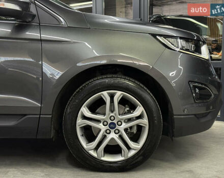 Серый Форд Эдж, объемом двигателя 2 л и пробегом 98 тыс. км за 20900 $, фото 4 на Automoto.ua