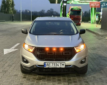 Сірий Форд Едж, об'ємом двигуна 2 л та пробігом 54 тис. км за 14800 $, фото 21 на Automoto.ua