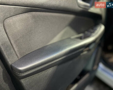 Сірий Форд Едж, об'ємом двигуна 2 л та пробігом 54 тис. км за 14800 $, фото 55 на Automoto.ua