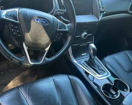 Серый Форд Эдж, объемом двигателя 2 л и пробегом 137 тыс. км за 15000 $, фото 7 на Automoto.ua