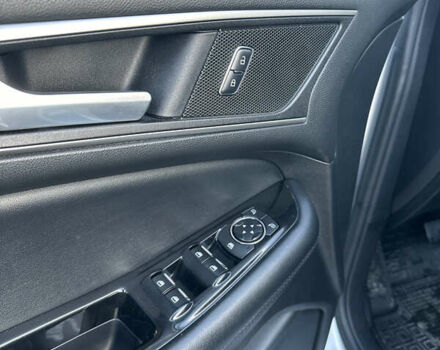 Сірий Форд Едж, об'ємом двигуна 3.5 л та пробігом 173 тис. км за 16500 $, фото 17 на Automoto.ua