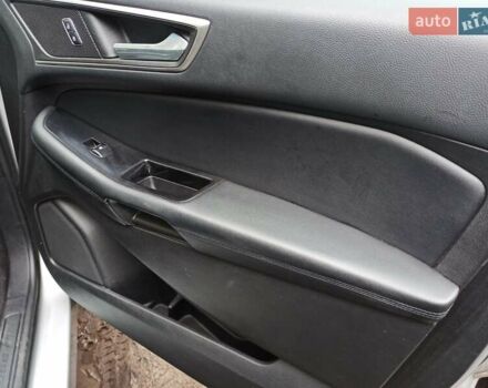 Сірий Форд Едж, об'ємом двигуна 2 л та пробігом 154 тис. км за 16400 $, фото 16 на Automoto.ua