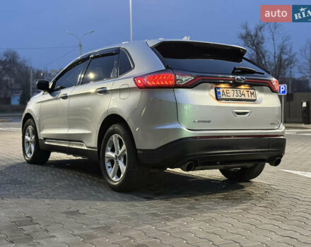 Сірий Форд Едж, об'ємом двигуна 2 л та пробігом 54 тис. км за 14800 $, фото 7 на Automoto.ua