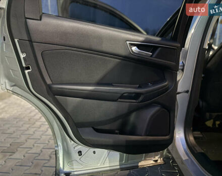 Сірий Форд Едж, об'ємом двигуна 2 л та пробігом 54 тис. км за 14800 $, фото 62 на Automoto.ua