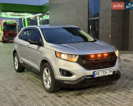 Сірий Форд Едж, об'ємом двигуна 2 л та пробігом 54 тис. км за 14800 $, фото 19 на Automoto.ua