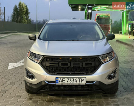 Сірий Форд Едж, об'ємом двигуна 2 л та пробігом 54 тис. км за 14800 $, фото 65 на Automoto.ua