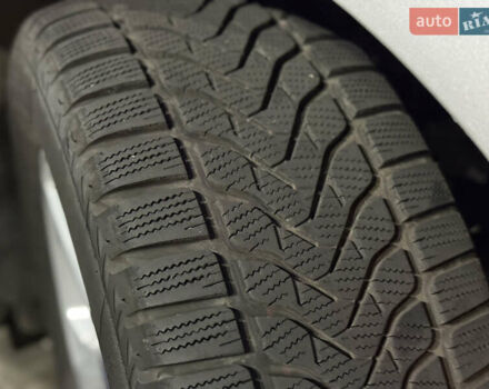 Сірий Форд Едж, об'ємом двигуна 2 л та пробігом 54 тис. км за 14800 $, фото 42 на Automoto.ua