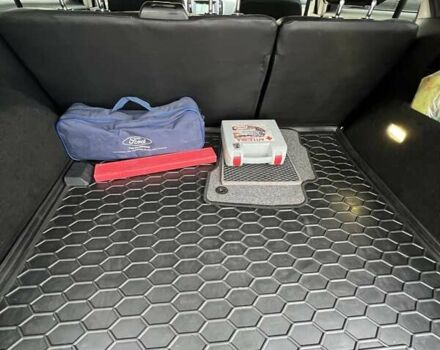 Сірий Форд Едж, об'ємом двигуна 2 л та пробігом 169 тис. км за 17500 $, фото 12 на Automoto.ua