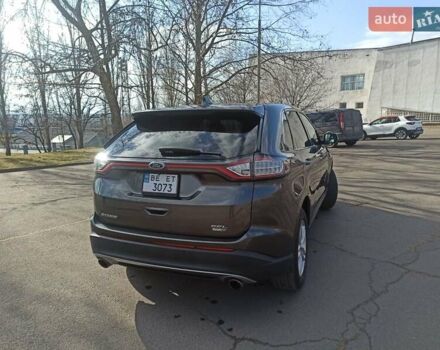 Серый Форд Эдж, объемом двигателя 2 л и пробегом 140 тыс. км за 19500 $, фото 12 на Automoto.ua