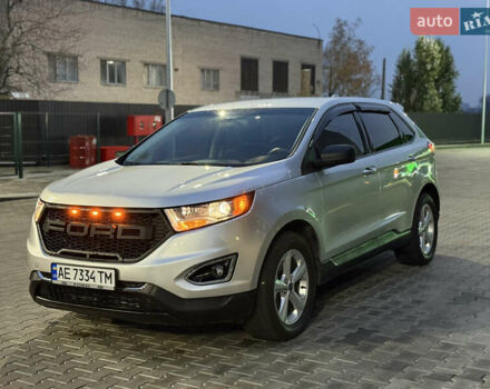 Сірий Форд Едж, об'ємом двигуна 2 л та пробігом 54 тис. км за 14800 $, фото 1 на Automoto.ua