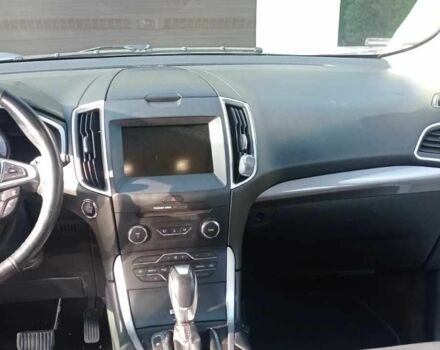Сірий Форд Едж, об'ємом двигуна 2 л та пробігом 128 тис. км за 9000 $, фото 6 на Automoto.ua