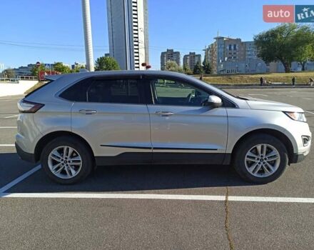 Сірий Форд Едж, об'ємом двигуна 2 л та пробігом 154 тис. км за 16400 $, фото 1 на Automoto.ua