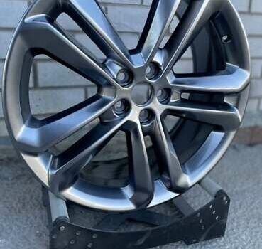 Серый Форд Эдж, объемом двигателя 2.7 л и пробегом 168 тыс. км за 15500 $, фото 50 на Automoto.ua