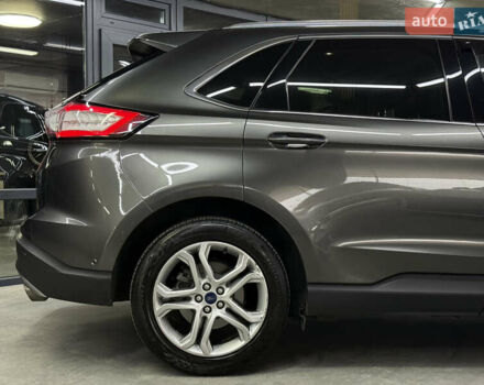 Серый Форд Эдж, объемом двигателя 2 л и пробегом 98 тыс. км за 20900 $, фото 17 на Automoto.ua