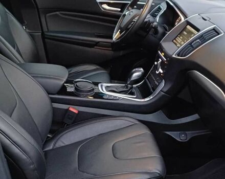 Сірий Форд Едж, об'ємом двигуна 2 л та пробігом 120 тис. км за 10500 $, фото 11 на Automoto.ua