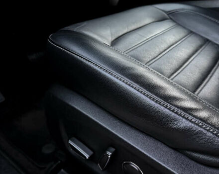 Серый Форд Эдж, объемом двигателя 2 л и пробегом 53 тыс. км за 20500 $, фото 30 на Automoto.ua