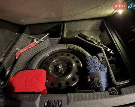 Сірий Форд Едж, об'ємом двигуна 2 л та пробігом 54 тис. км за 14800 $, фото 73 на Automoto.ua