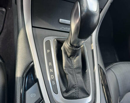 Сірий Форд Едж, об'ємом двигуна 3.5 л та пробігом 206 тис. км за 16200 $, фото 13 на Automoto.ua