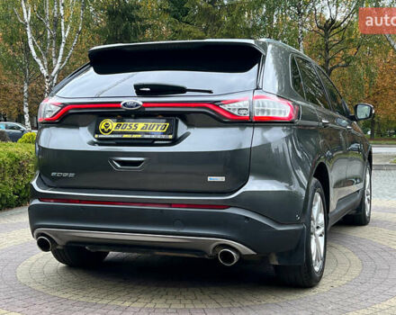 Сірий Форд Едж, об'ємом двигуна 2 л та пробігом 212 тис. км за 18500 $, фото 6 на Automoto.ua