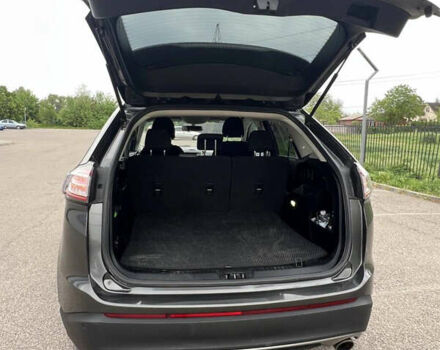 Серый Форд Эдж, объемом двигателя 2 л и пробегом 202 тыс. км за 15500 $, фото 9 на Automoto.ua