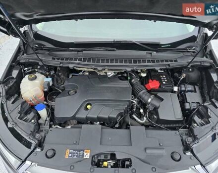 Серый Форд Эдж, объемом двигателя 2 л и пробегом 128 тыс. км за 21300 $, фото 19 на Automoto.ua