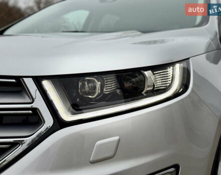 Серый Форд Эдж, объемом двигателя 2 л и пробегом 204 тыс. км за 19500 $, фото 15 на Automoto.ua