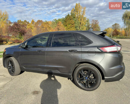 Сірий Форд Едж, об'ємом двигуна 2 л та пробігом 154 тис. км за 17500 $, фото 6 на Automoto.ua