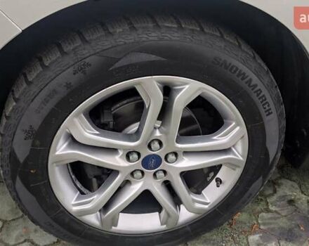 Серый Форд Эдж, объемом двигателя 2 л и пробегом 227 тыс. км за 12999 $, фото 15 на Automoto.ua