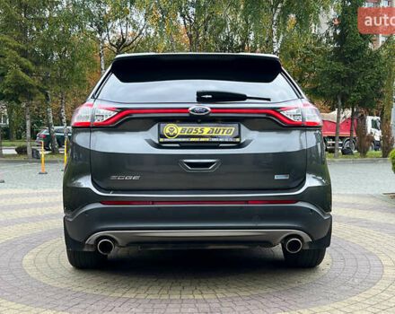 Сірий Форд Едж, об'ємом двигуна 2 л та пробігом 212 тис. км за 18500 $, фото 5 на Automoto.ua