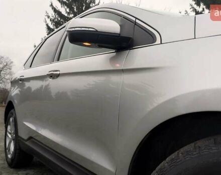 Серый Форд Эдж, объемом двигателя 2 л и пробегом 227 тыс. км за 12999 $, фото 18 на Automoto.ua