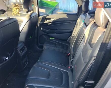 Серый Форд Эдж, объемом двигателя 2 л и пробегом 122 тыс. км за 16200 $, фото 5 на Automoto.ua