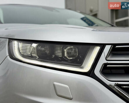 Серый Форд Эдж, объемом двигателя 2 л и пробегом 204 тыс. км за 19500 $, фото 13 на Automoto.ua