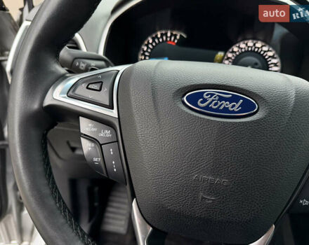 Серый Форд Эдж, объемом двигателя 2 л и пробегом 204 тыс. км за 19500 $, фото 22 на Automoto.ua