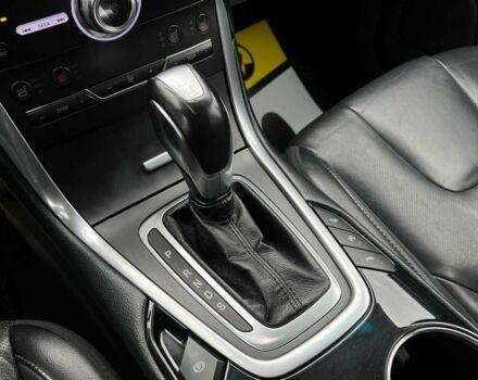 Серый Форд Эдж, объемом двигателя 2 л и пробегом 212 тыс. км за 16999 $, фото 14 на Automoto.ua