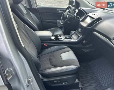 Сірий Форд Едж, об'ємом двигуна 2 л та пробігом 142 тис. км за 19000 $, фото 9 на Automoto.ua