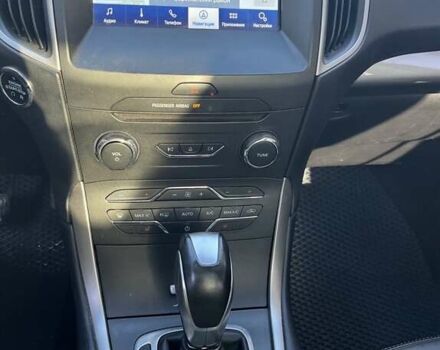 Серый Форд Эдж, объемом двигателя 2 л и пробегом 129 тыс. км за 18300 $, фото 4 на Automoto.ua