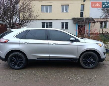 Сірий Форд Едж, об'ємом двигуна 2 л та пробігом 150 тис. км за 21000 $, фото 2 на Automoto.ua