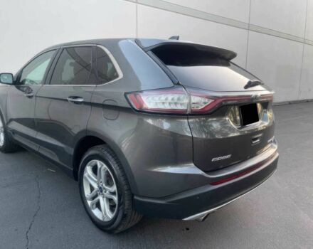 Сірий Форд Едж, об'ємом двигуна 2 л та пробігом 78 тис. км за 14800 $, фото 3 на Automoto.ua
